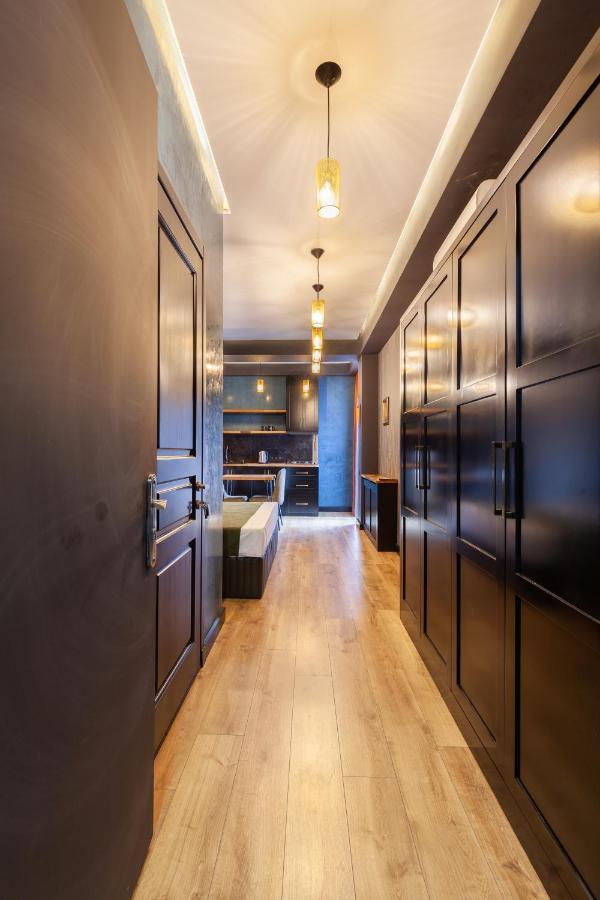 Irina'S Apartments Кутаиси Экстерьер фото