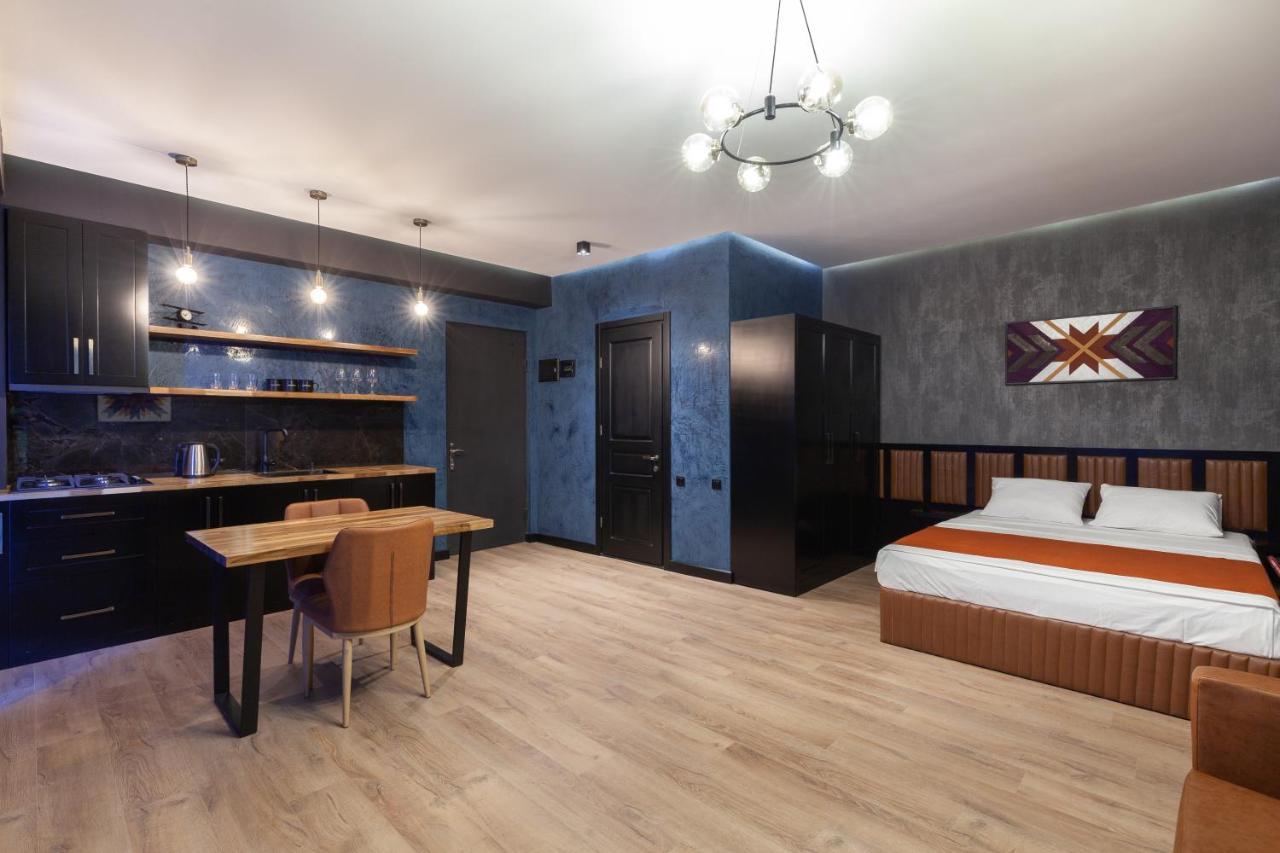 Irina'S Apartments Кутаиси Экстерьер фото